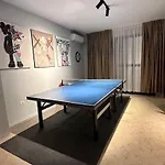 Super House Blloku - 3 * Tiran