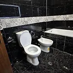 Super House Blloku - 3 Appartement