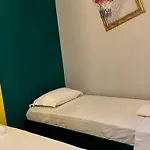 Super House Blloku - 3 Appartement Tirana