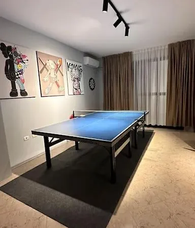 Super House Blloku - 3 * Tirana