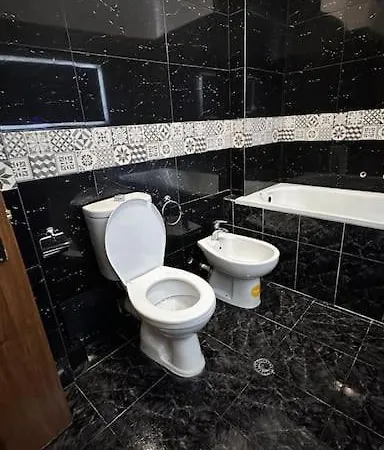 Super House Blloku - 3 Appartement